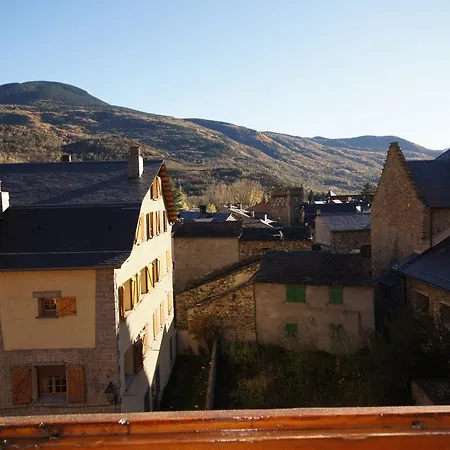 Apartament Ribagorza Cincuenta Y Ocho